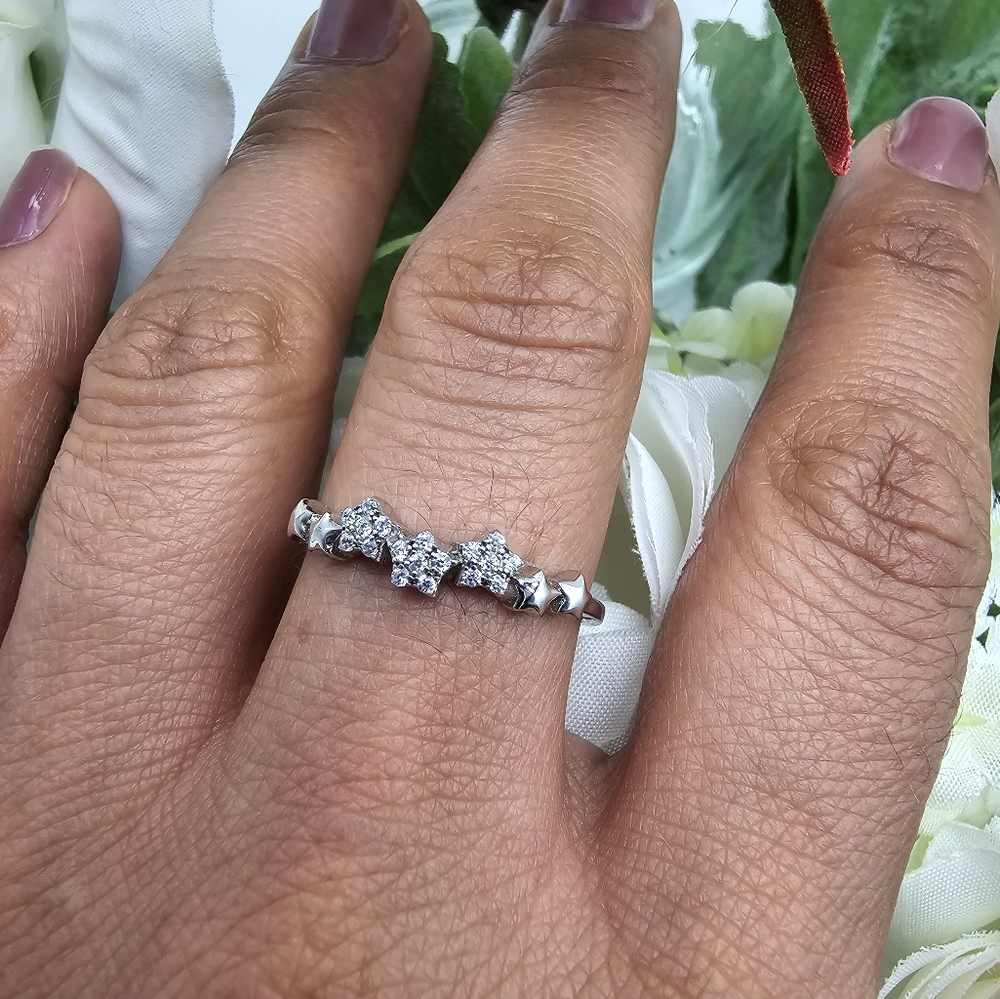 🥰 TWINKLE STARS STERLING SILVER RING - Picture 5 of 6